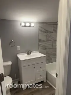 Room for rent in Louisville, KY $1000, house