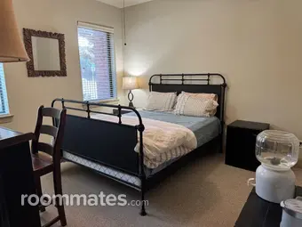 Room for rent in Houston, TX $1300, house