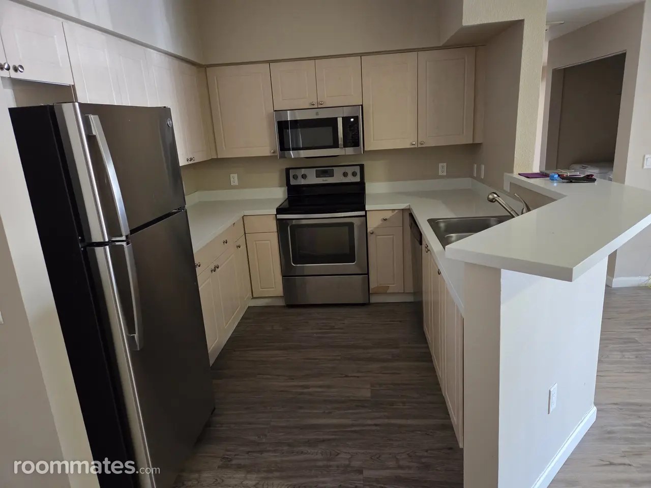 Profile photo 4 of 6