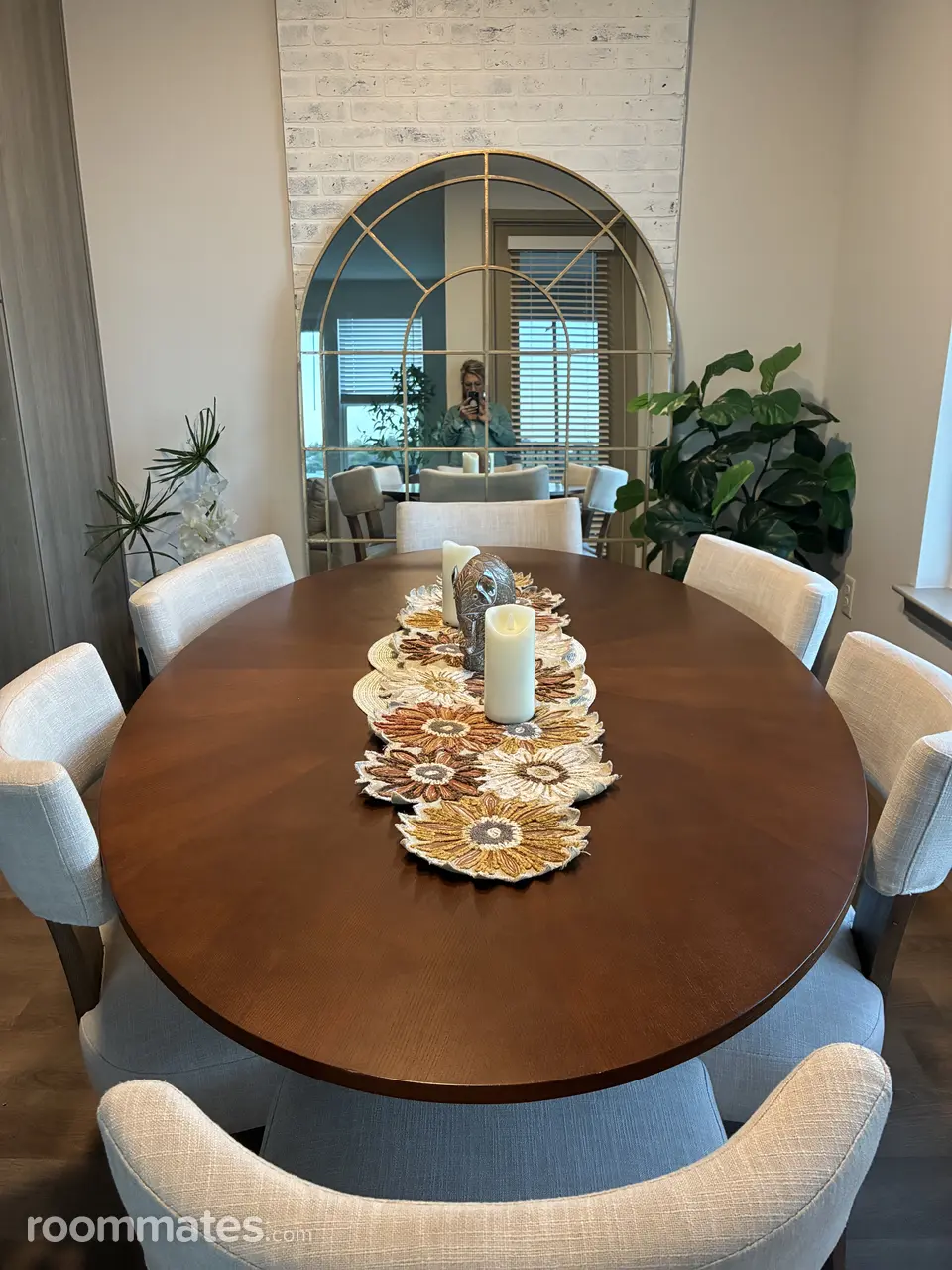 Profile photo 8 of 11