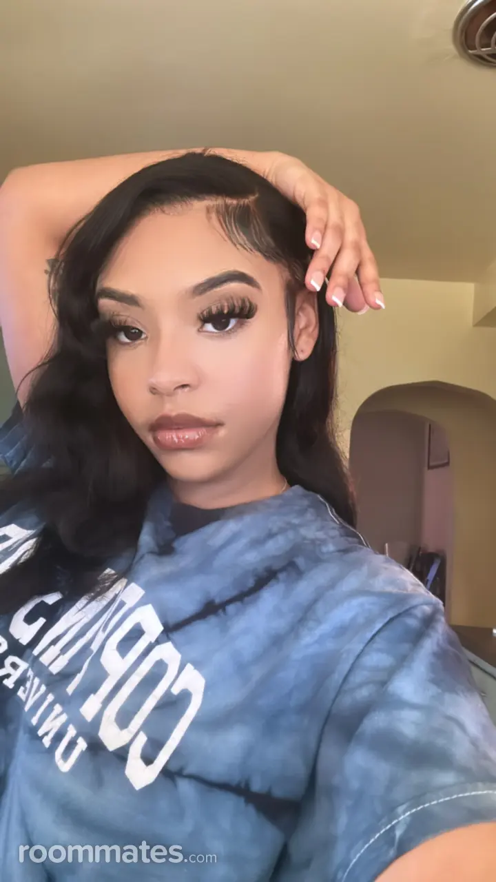 Profile photo 1 of 1