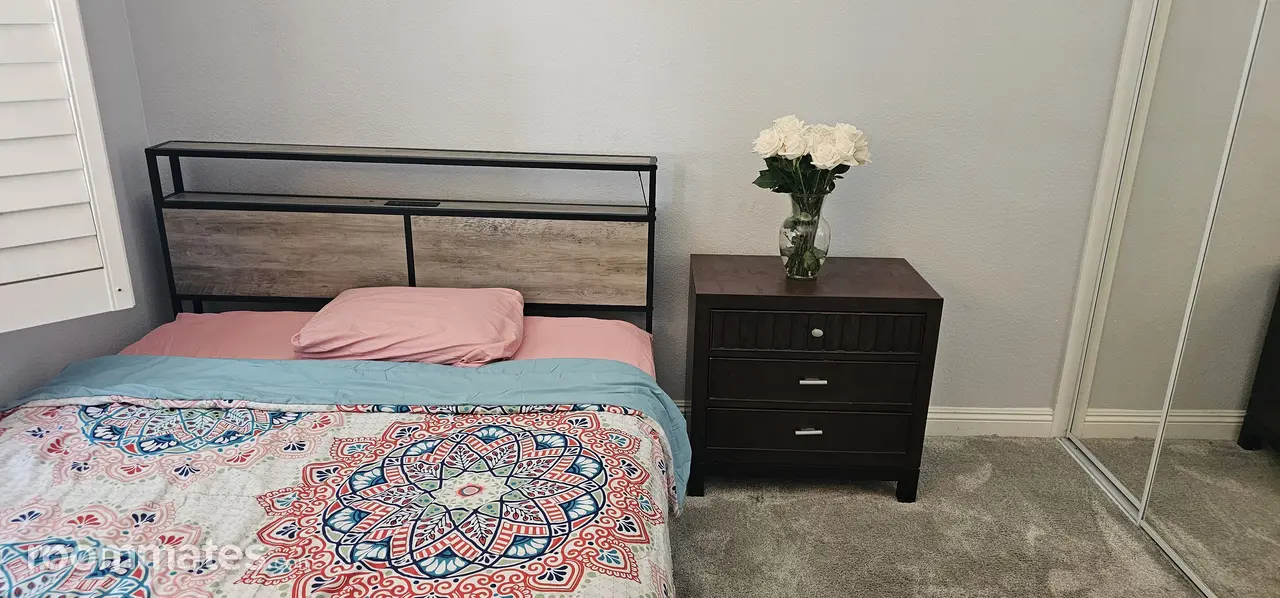 Profile photo 2 of 5