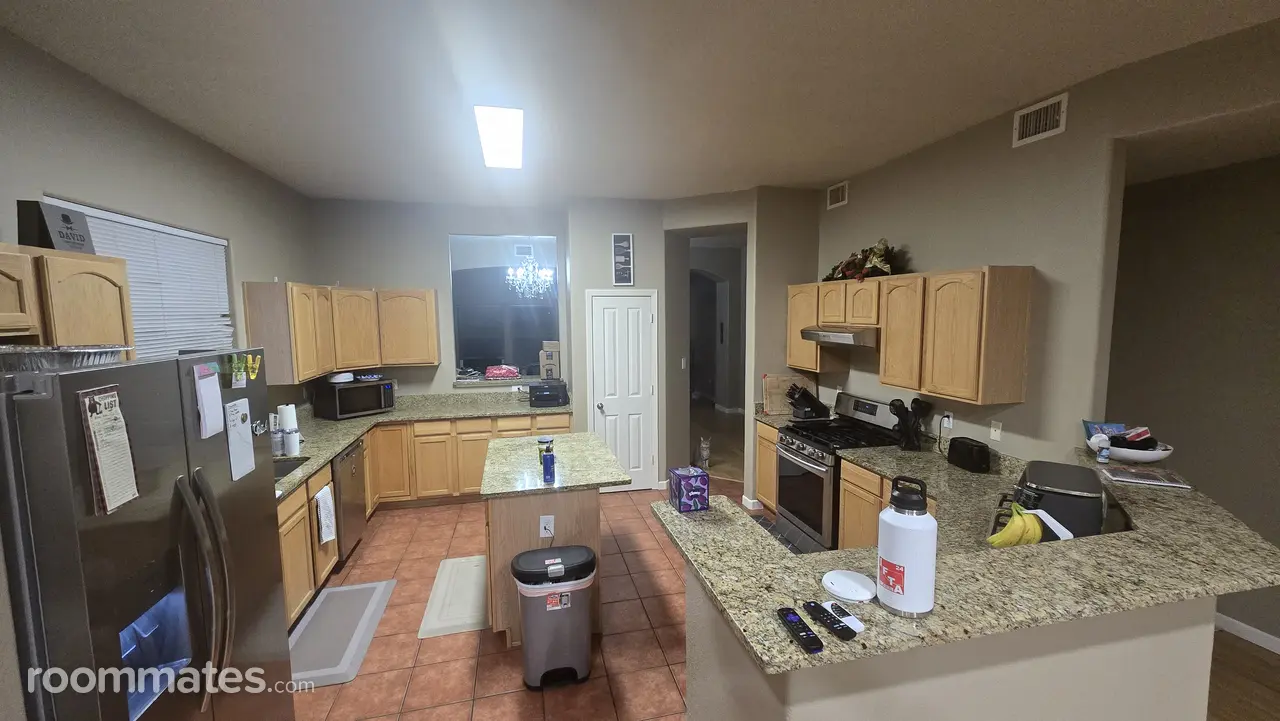 Profile photo 2 of 6