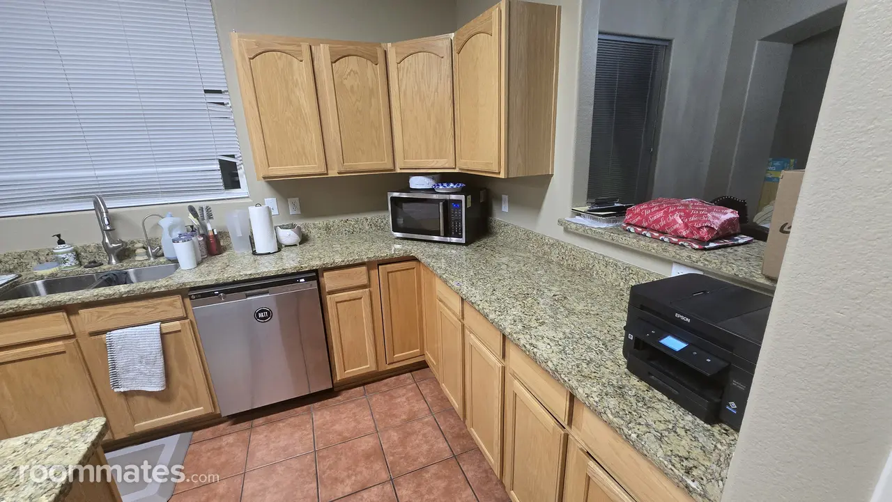 Profile photo 5 of 6