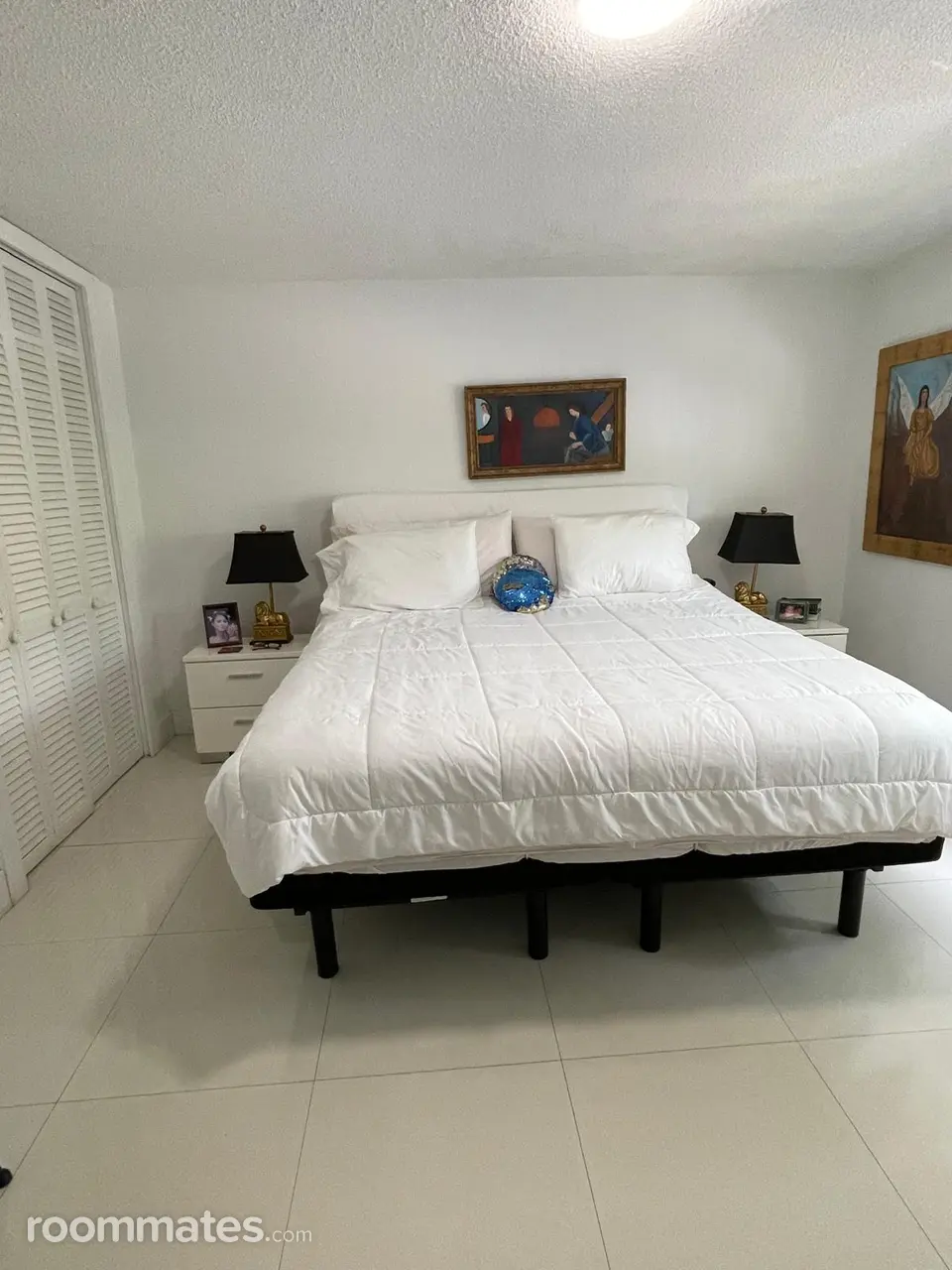 Profile photo 3 of 4