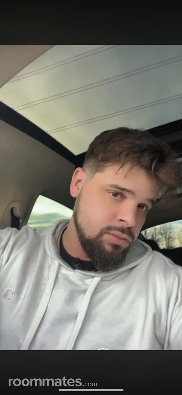 Profile photo 4 of 7