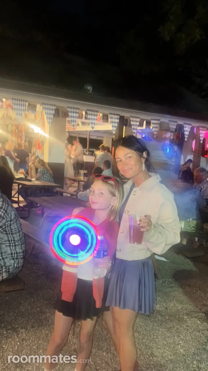 Profile photo 4 of 7