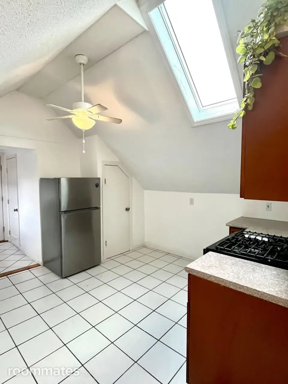 Profile photo 1 of 6