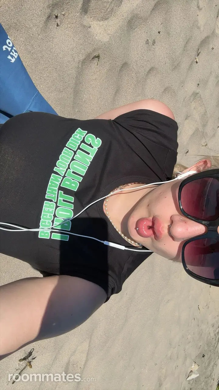 Profile photo 1 of 3