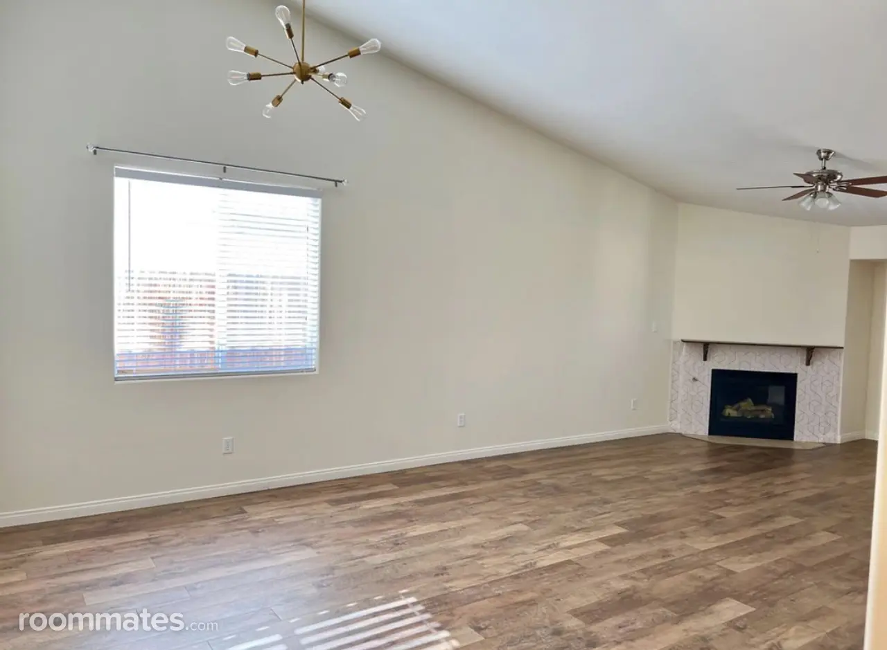 Profile photo 2 of 8