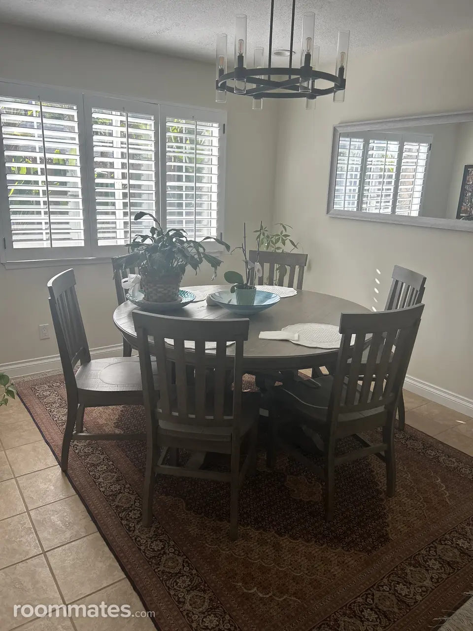 Profile photo 1 of 18