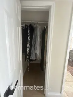 Room for rent in Agoura Hills, CA $1350, house