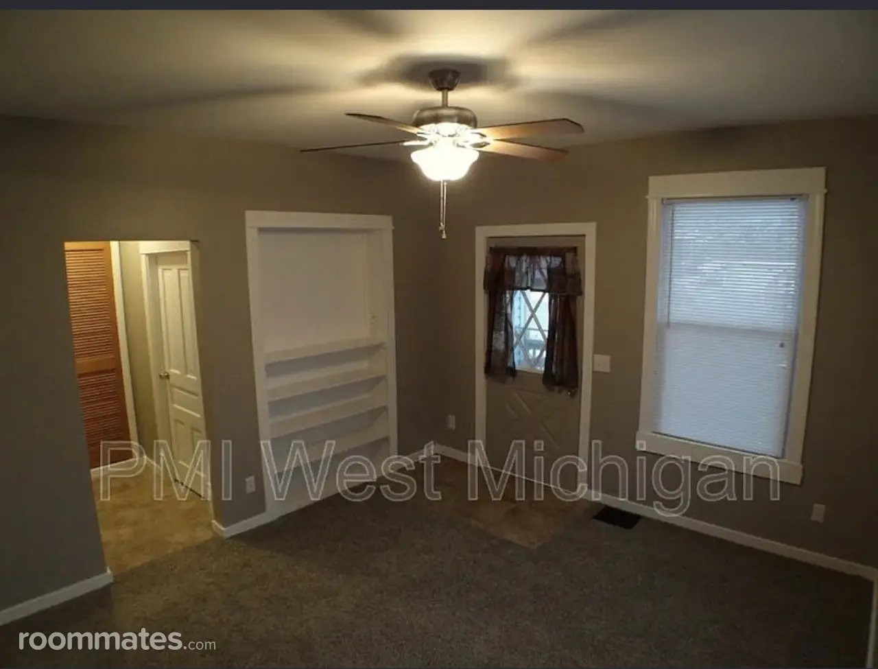 Profile photo 4 of 14