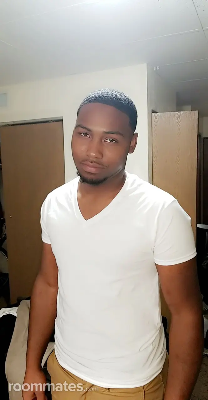 Profile photo 11 of 14