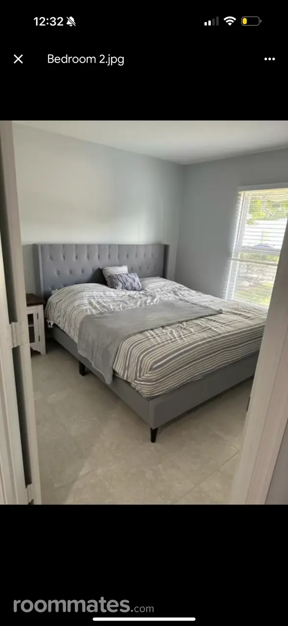 Profile photo 7 of 8