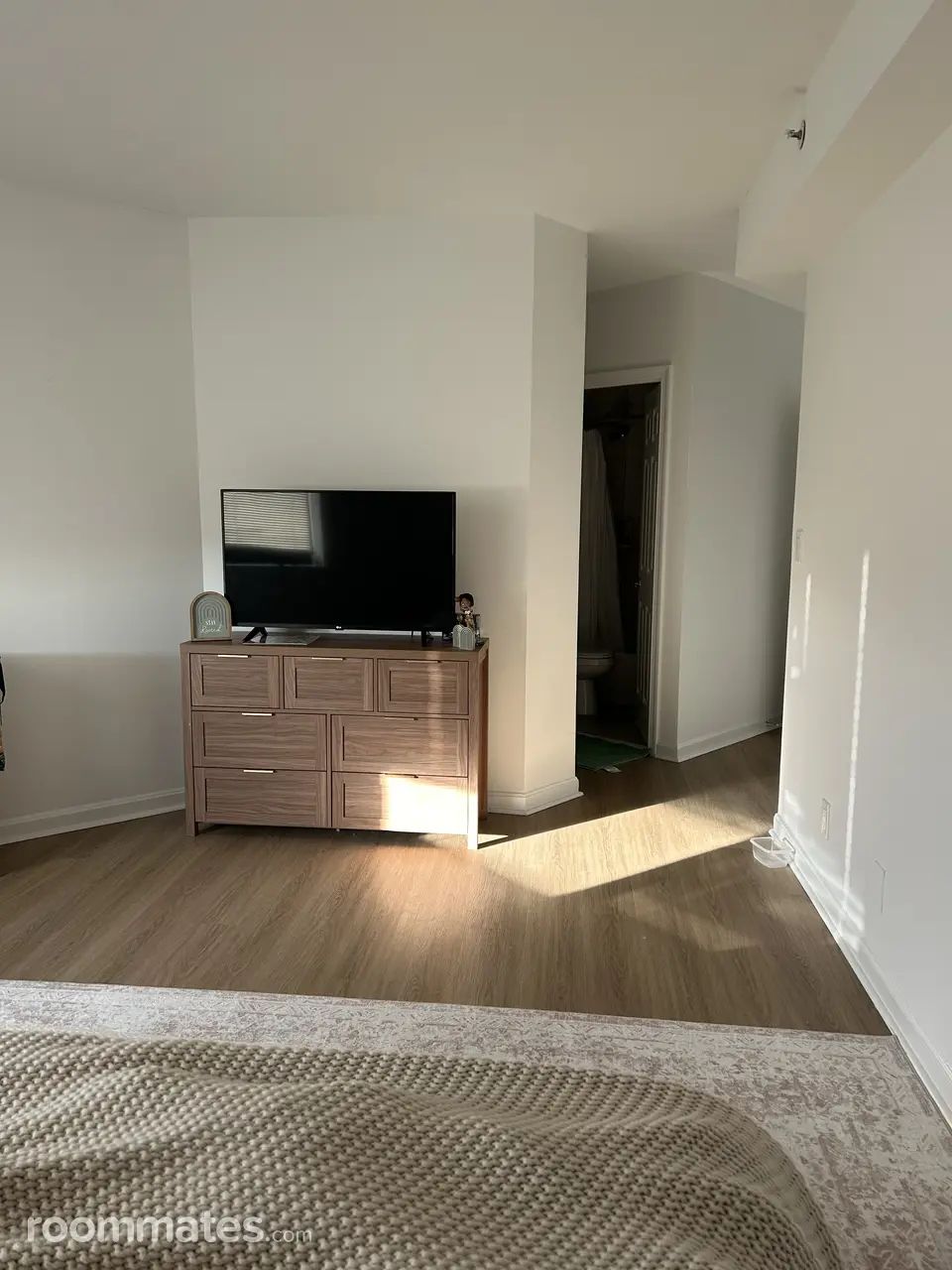 Profile photo 3 of 7