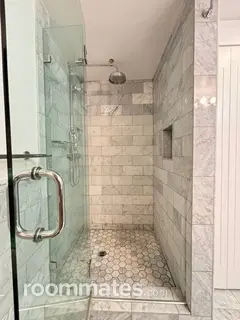 Room for rent in Los Angeles, CA $2000, condo