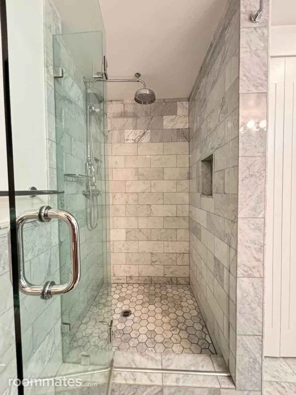 Profile photo 4 of 10