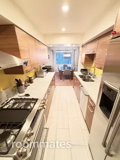 Room for rent in Los Angeles, CA $2000, condo