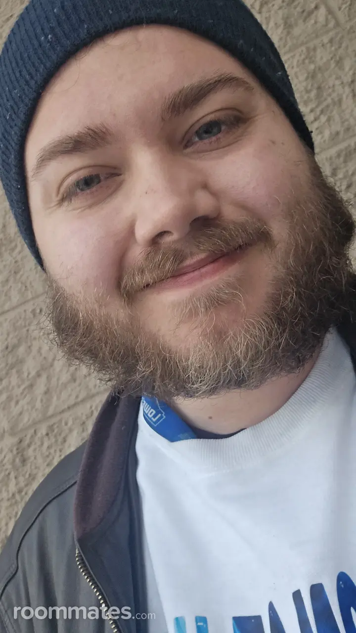 Profile photo 1 of 1