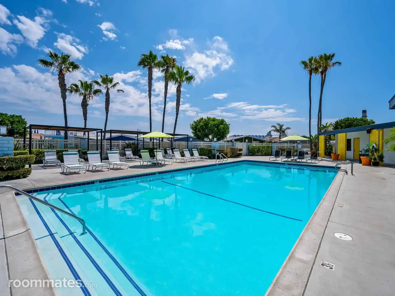 Profile photo 7 of 17