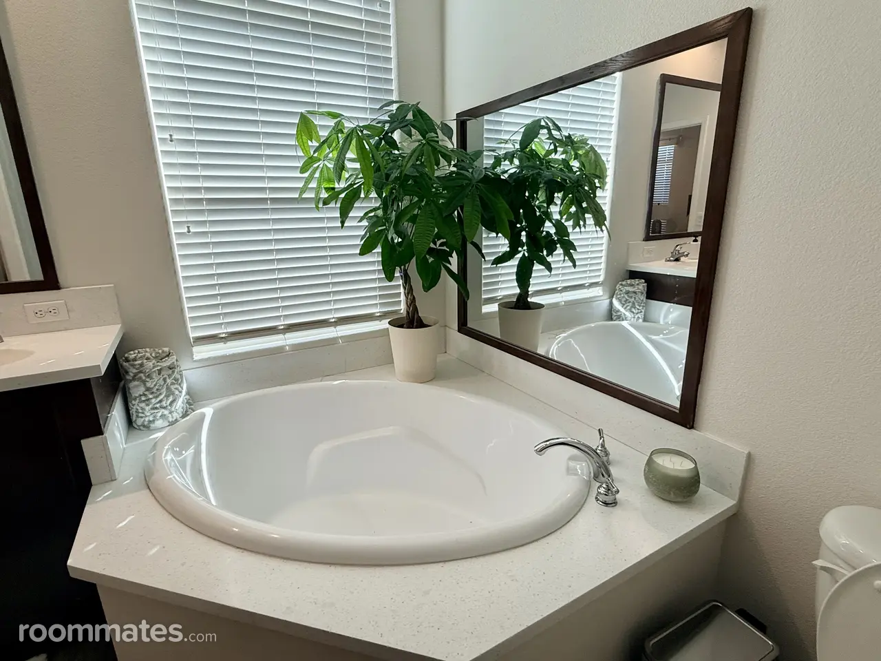 Profile photo 2 of 17