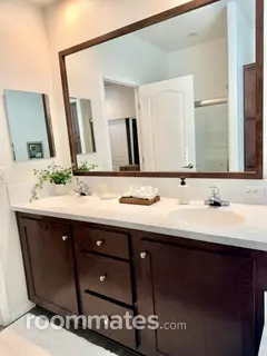 Room for rent in Huntington Beach, CA $1995, house