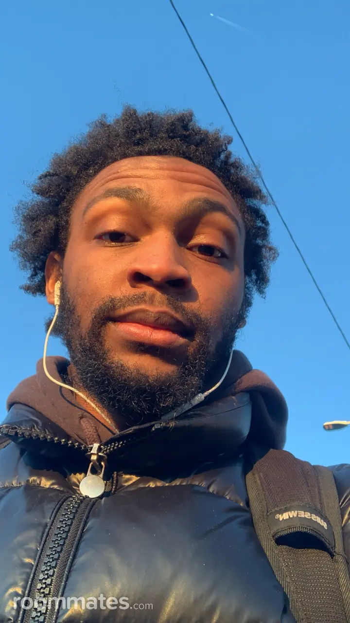 Profile photo 1 of 7