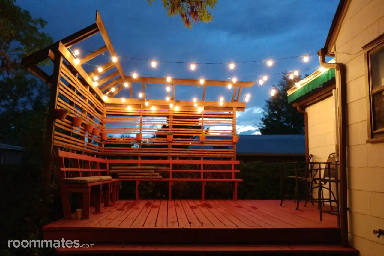 Profile photo 9 of 11