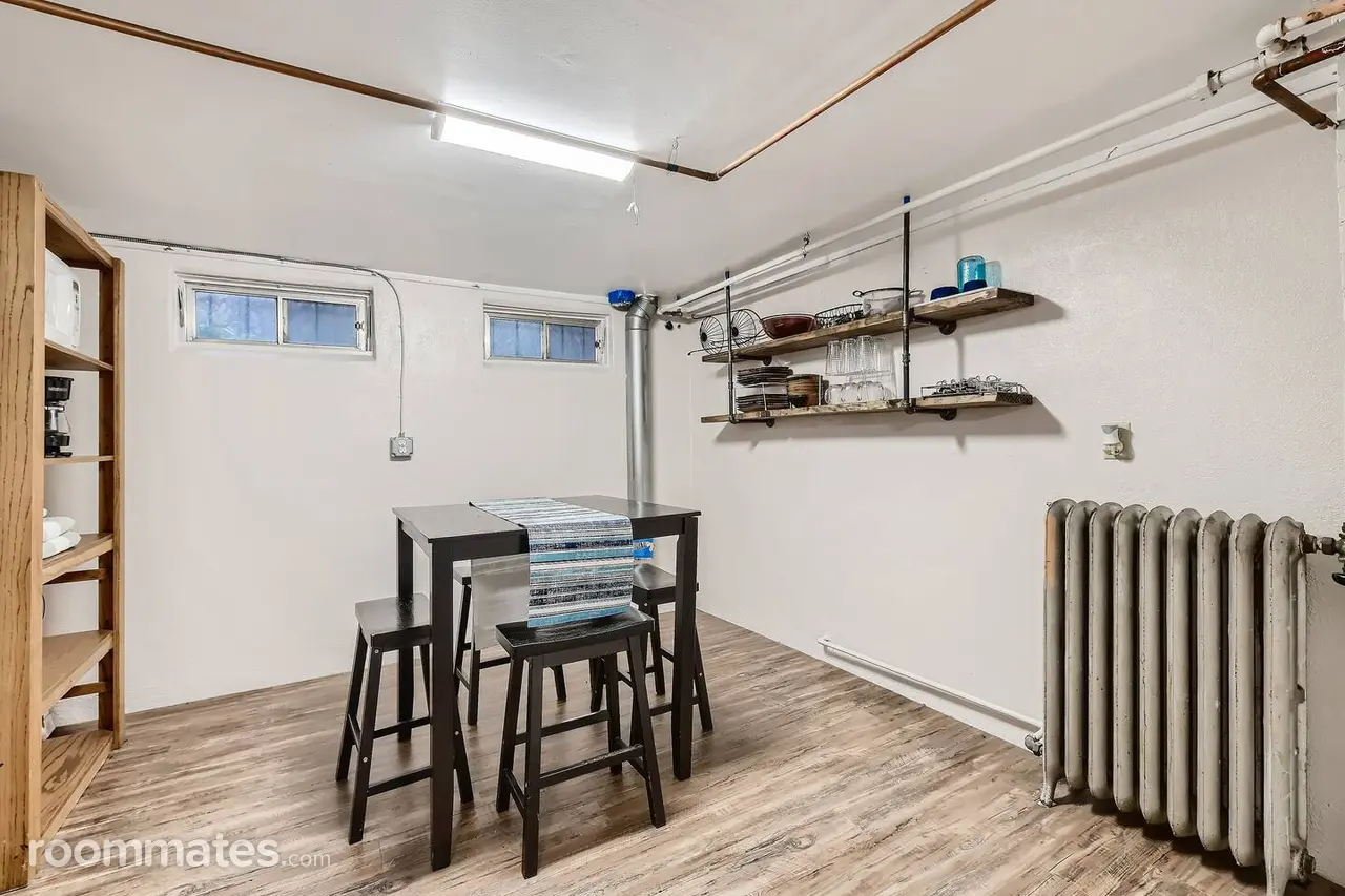 Profile photo 4 of 11