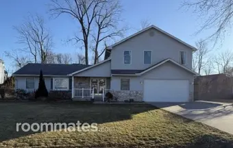 Room for rent in Harrison Township, MI $800, house