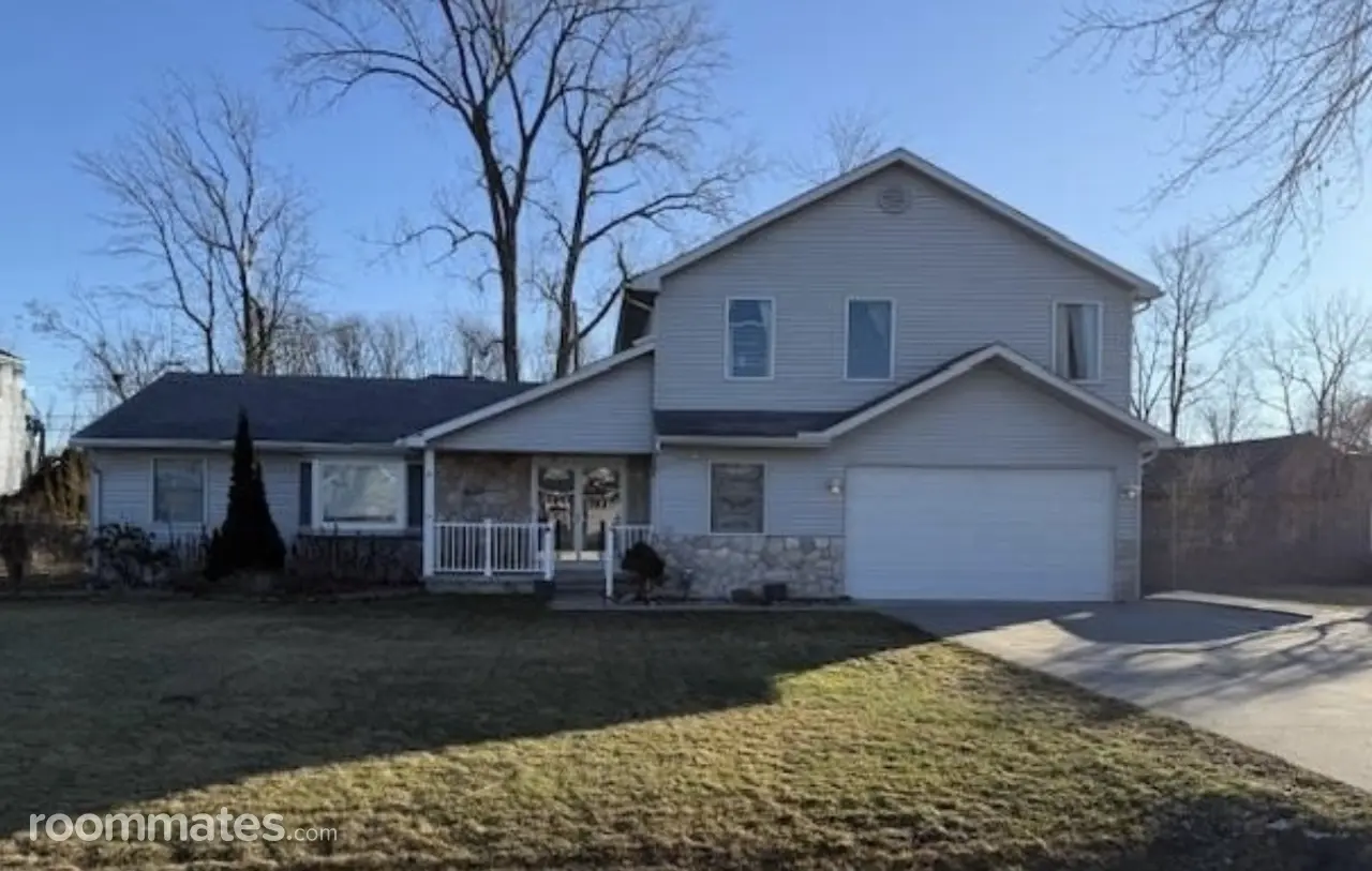 Profile photo 1 of 11