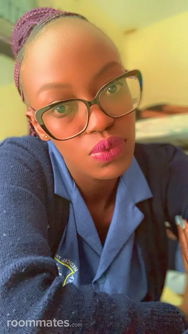 Profile photo 1 of 1