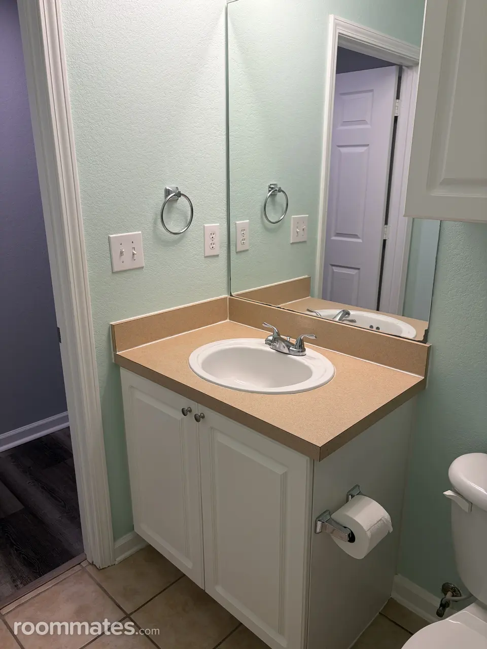 Profile photo 4 of 6