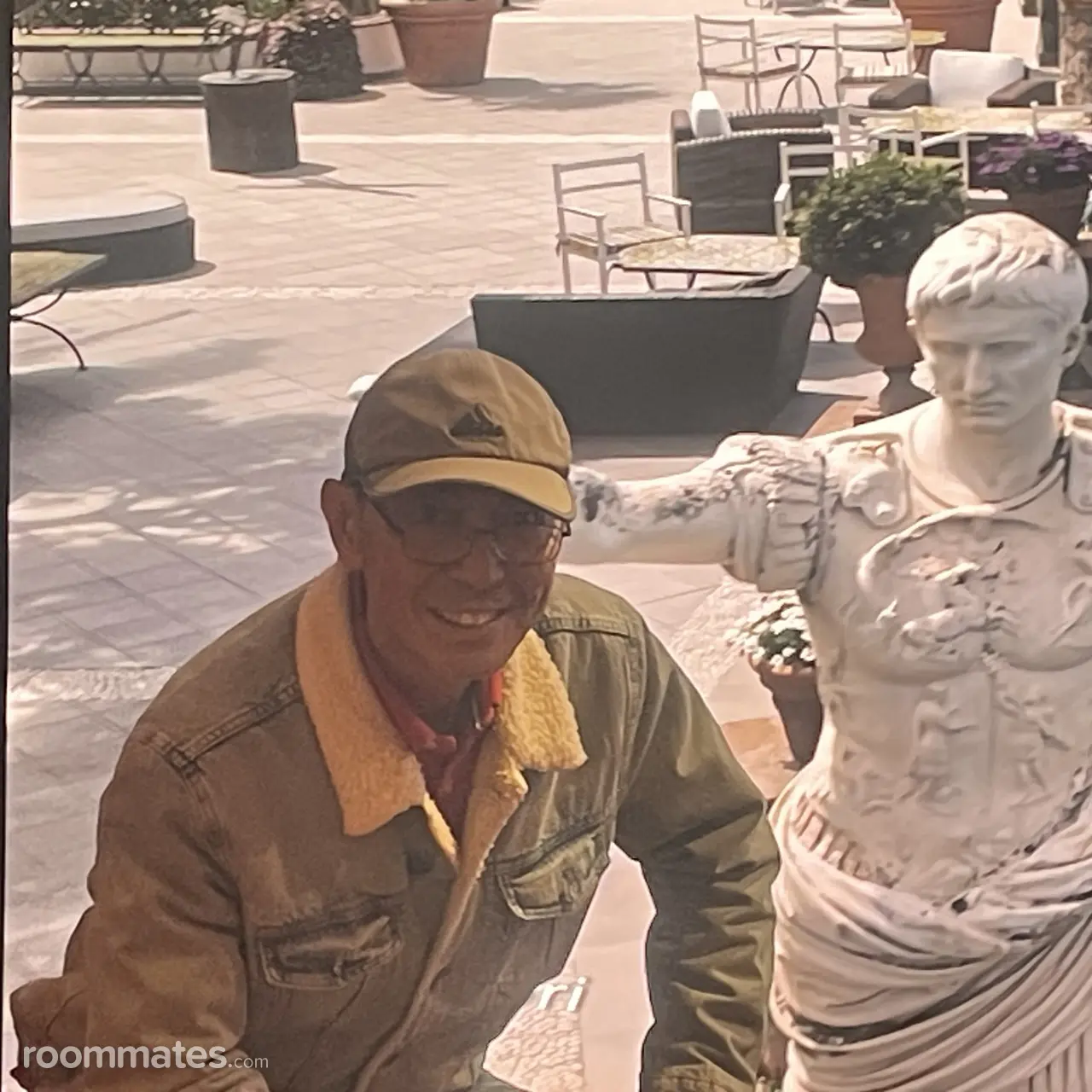 Profile photo 4 of 5