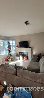 Room for rent in Fontana, CA $750, house