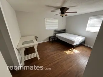 Room for rent in Kissimmee, FL $750, house
