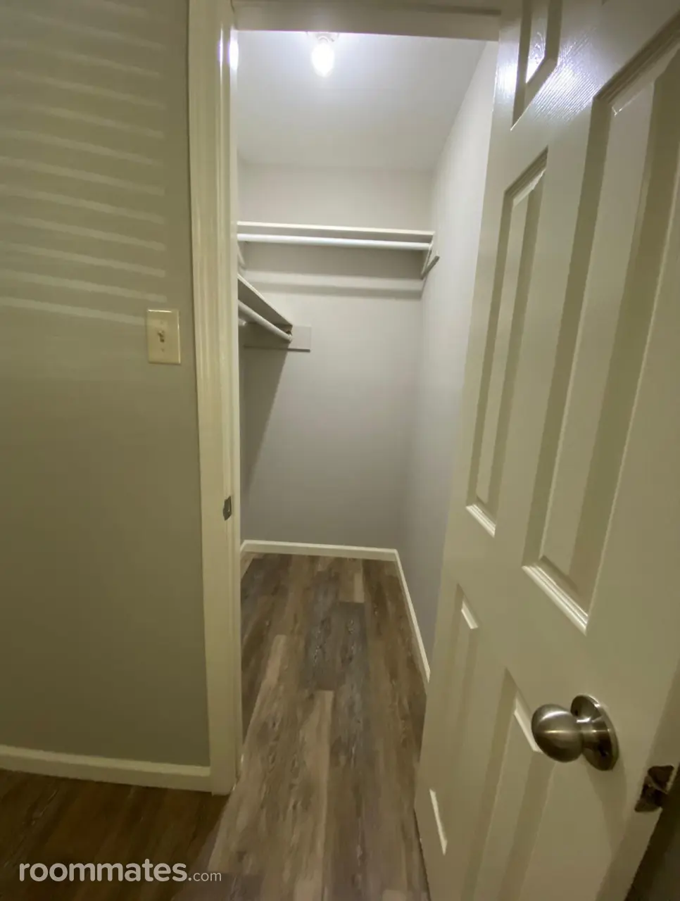 Profile photo 3 of 9