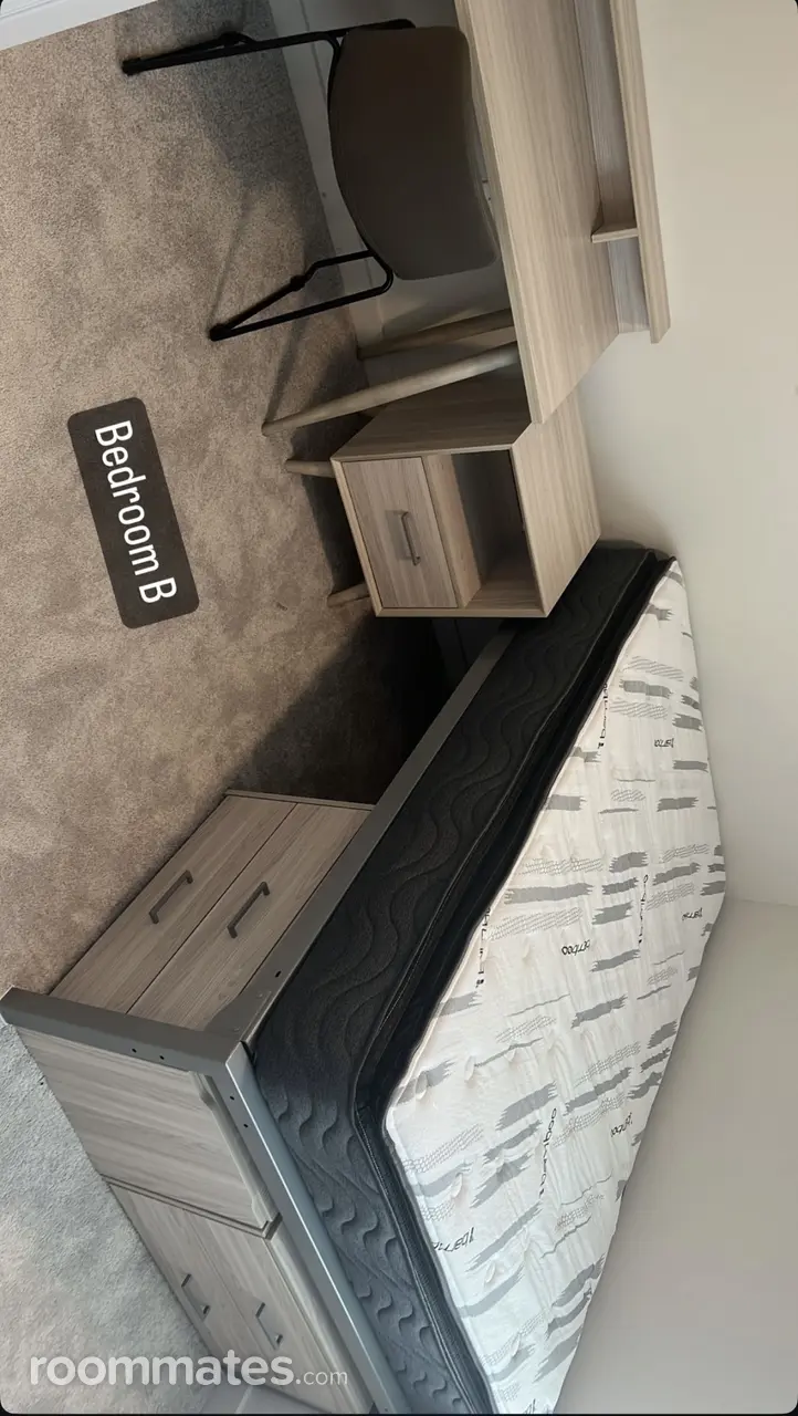 Profile photo 4 of 5