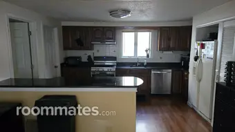 Room for rent in Somerville, MA $1000, house
