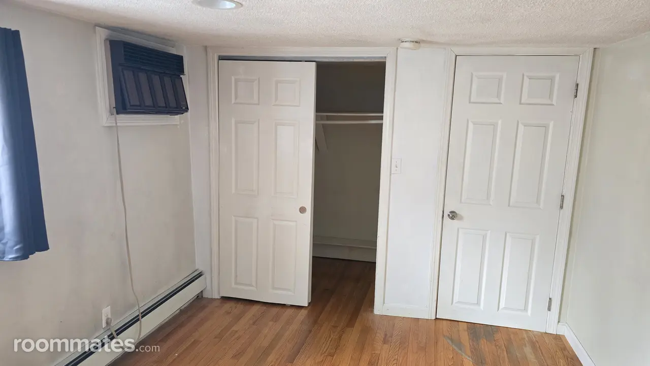 Profile photo 4 of 5