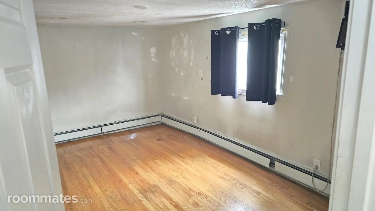 Profile photo 3 of 5