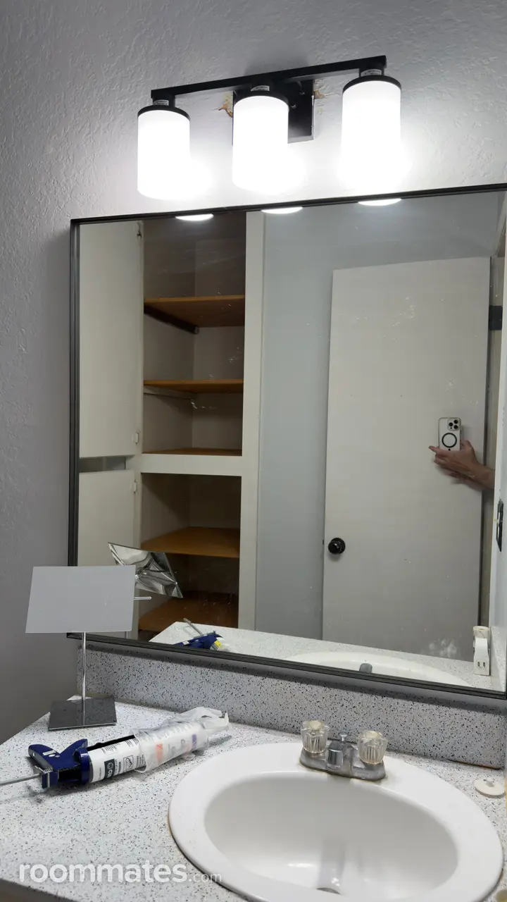 Profile photo 5 of 8