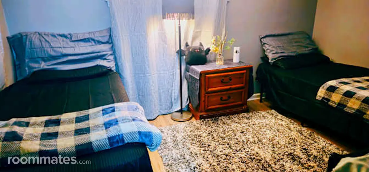 Profile photo 4 of 8