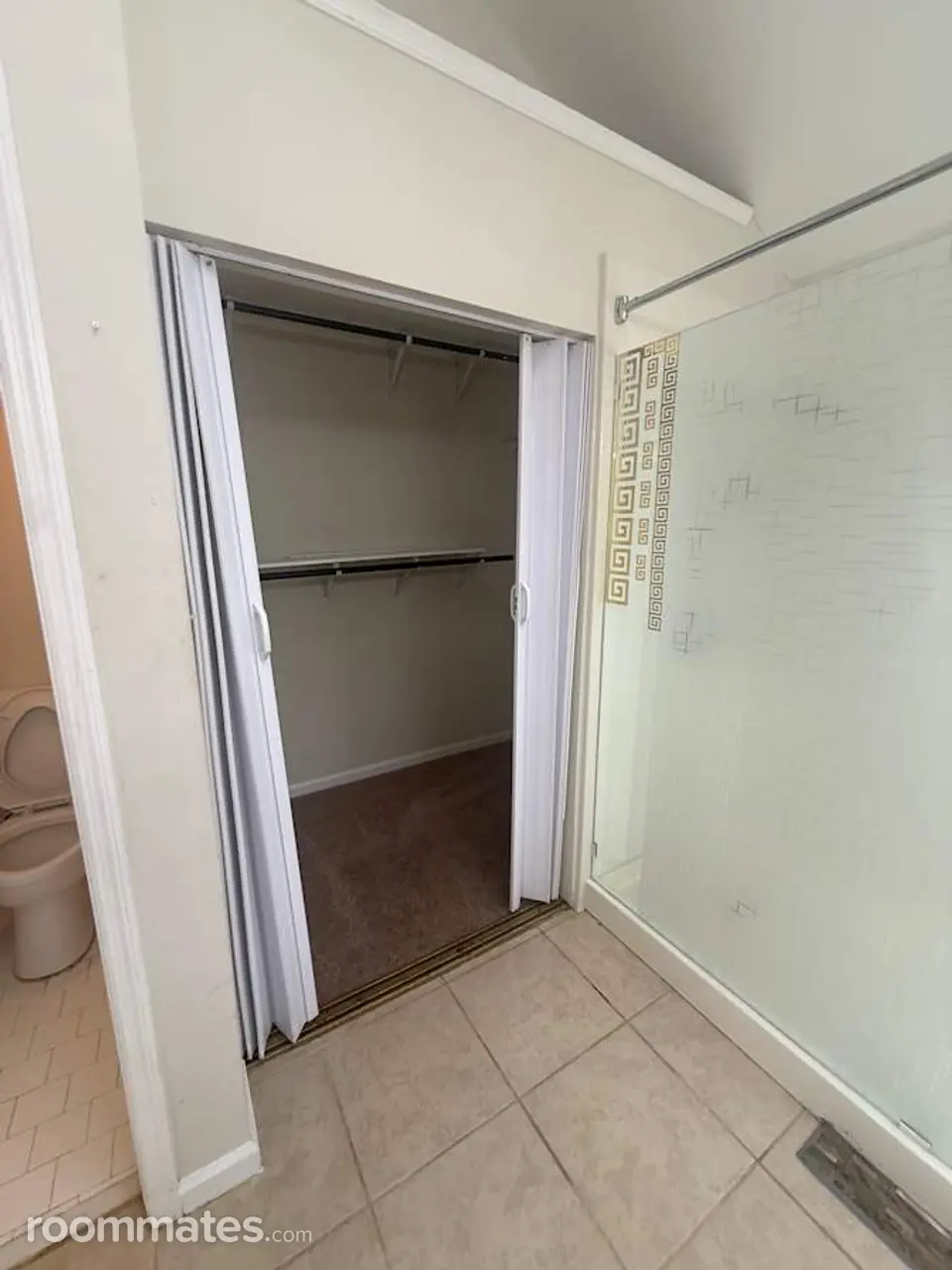 Profile photo 6 of 12