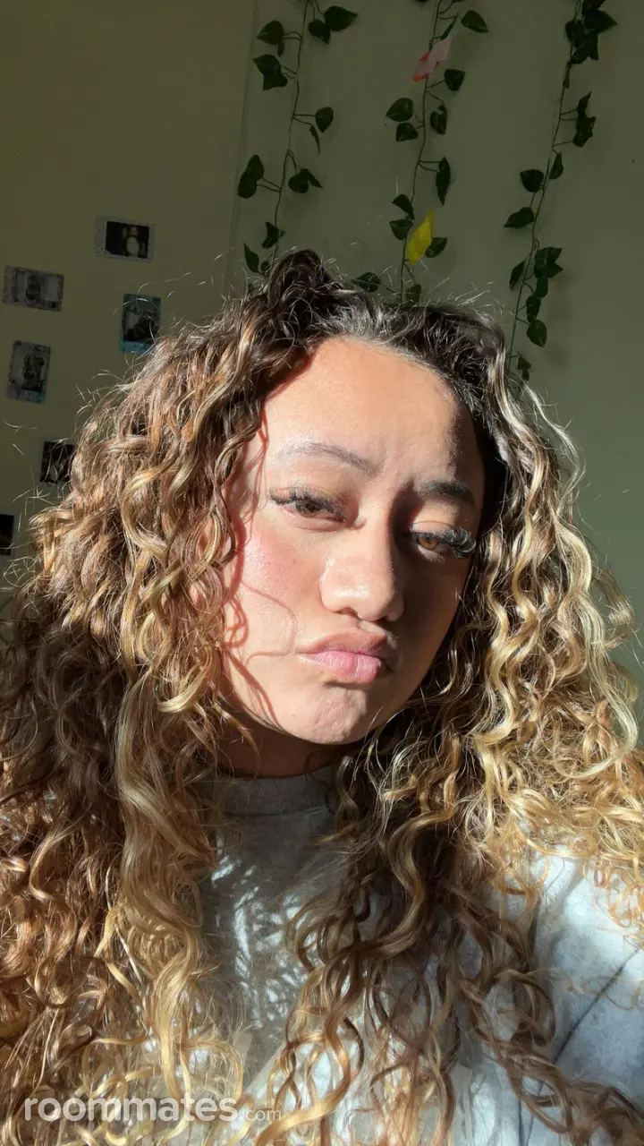 Profile photo 1 of 1