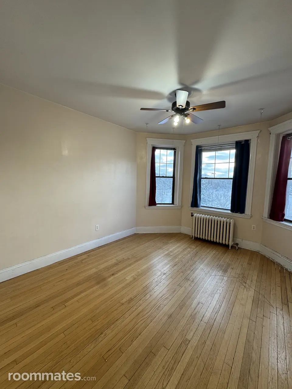 Profile photo 3 of 9