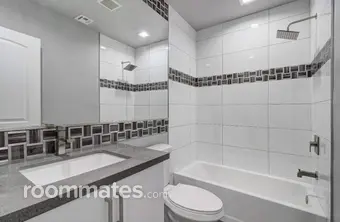 Room for rent in Phoenix, AZ $850, house