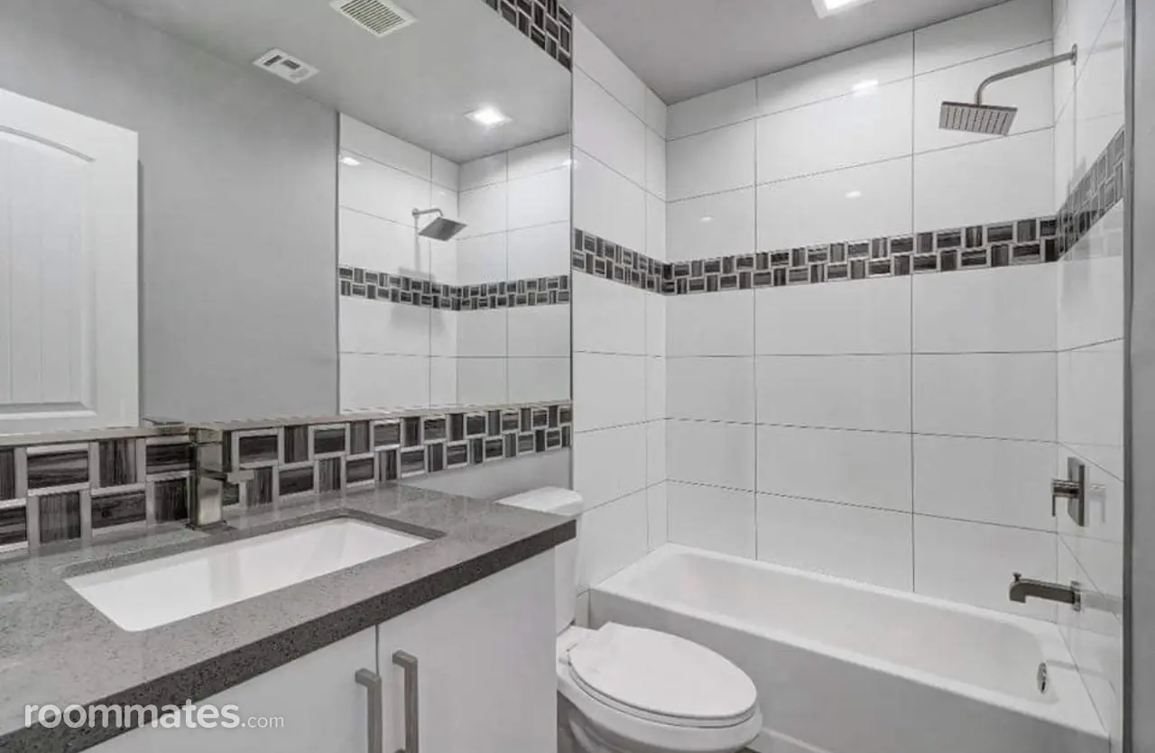 Profile photo 2 of 8