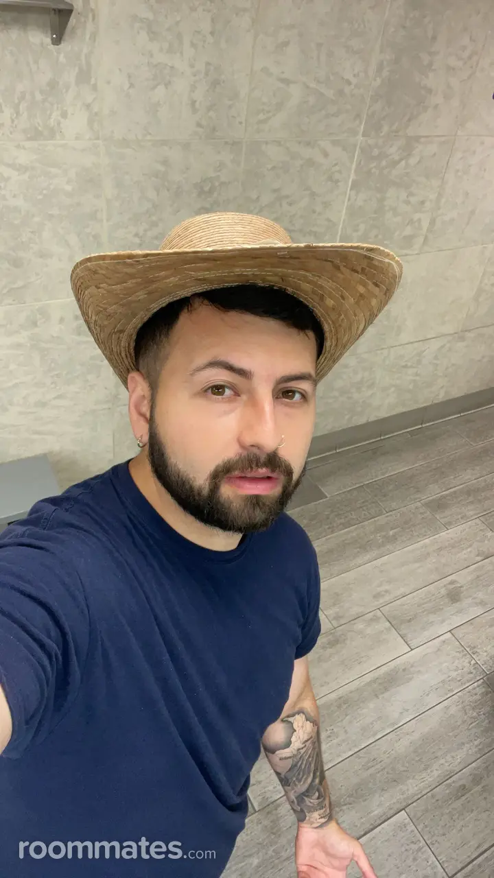 Profile photo 6 of 6